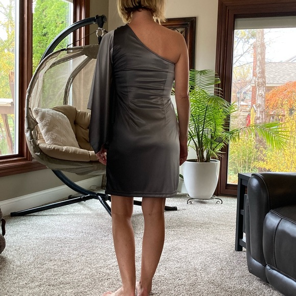 Hailey dress - Picture 3 of 8